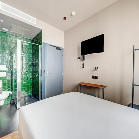 Maat Batignolles Parigi