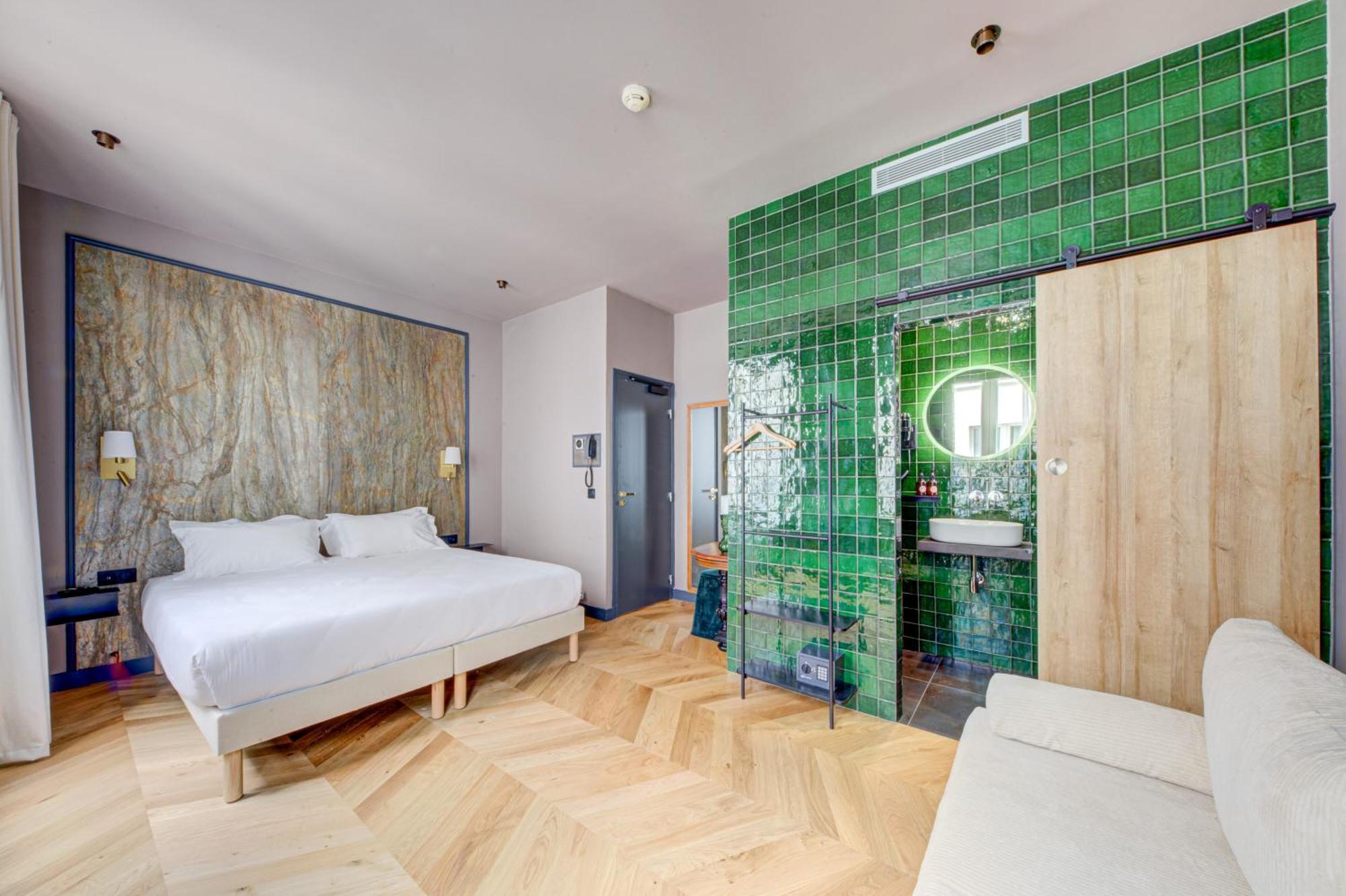 Maat Batignolles Paris